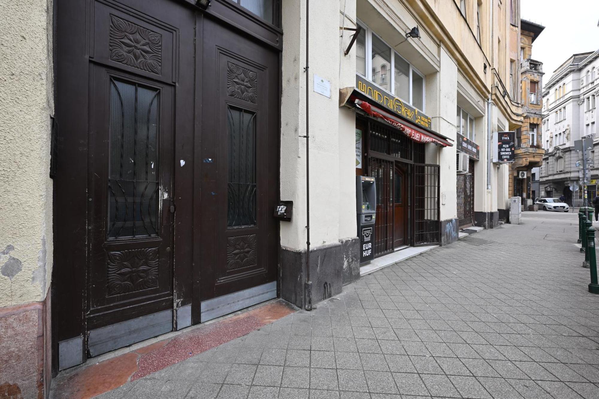 A Quiet Place In The Heart Of The City Будапеща Екстериор снимка